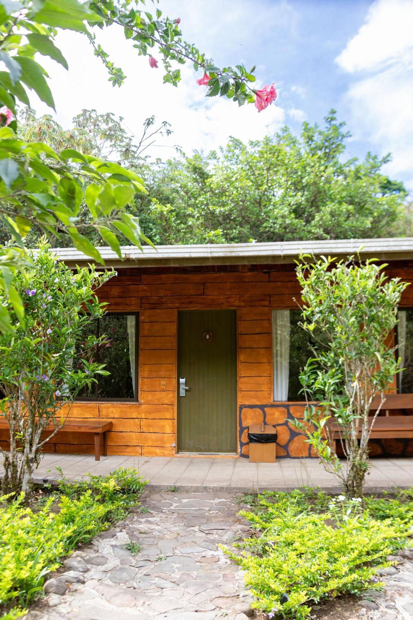 Elida Trails & Eco-Lodge Monteverde Exterior photo